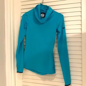 Nike Pro Pullover